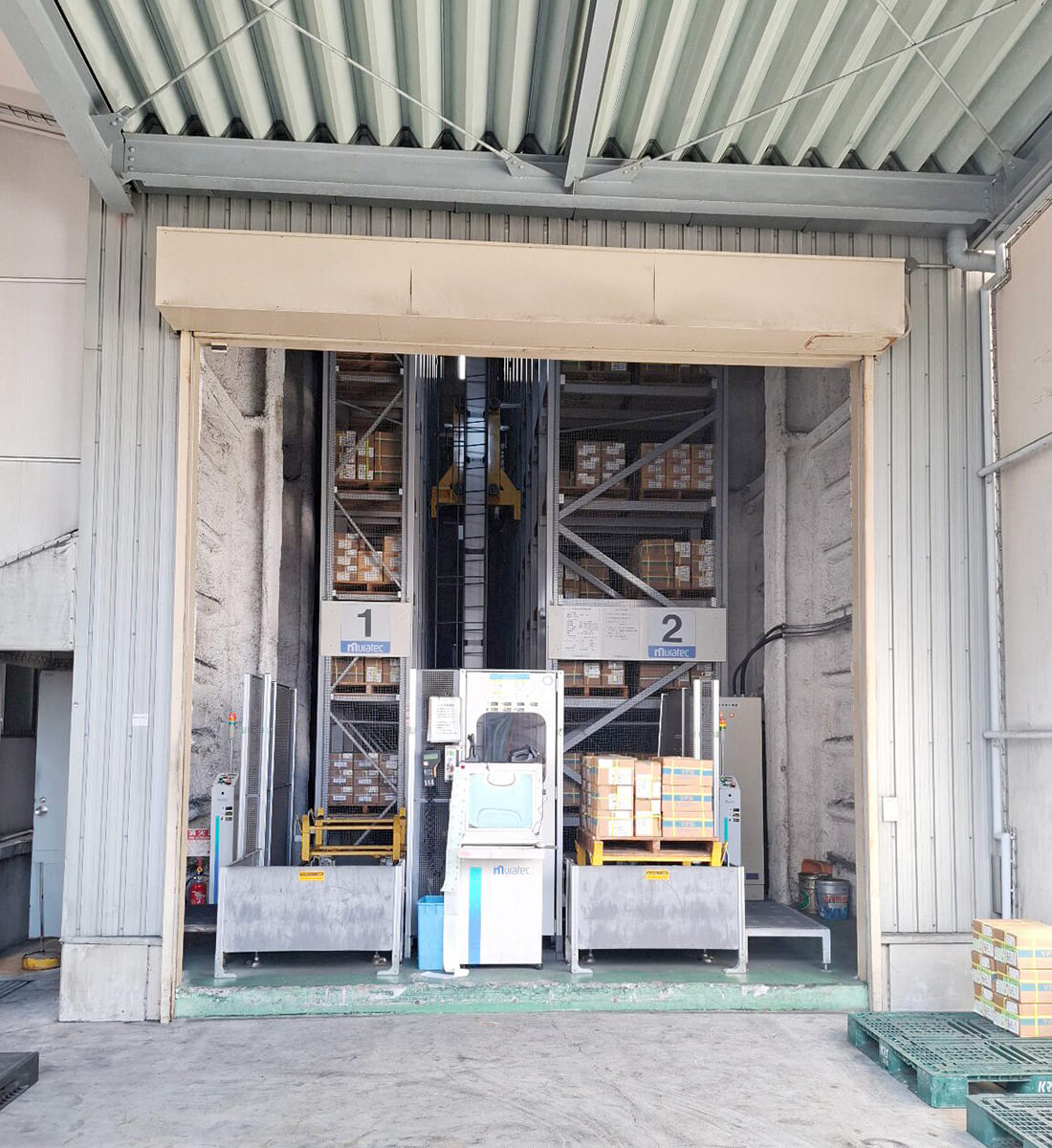 東大阪物流センター 自動ラック稼働